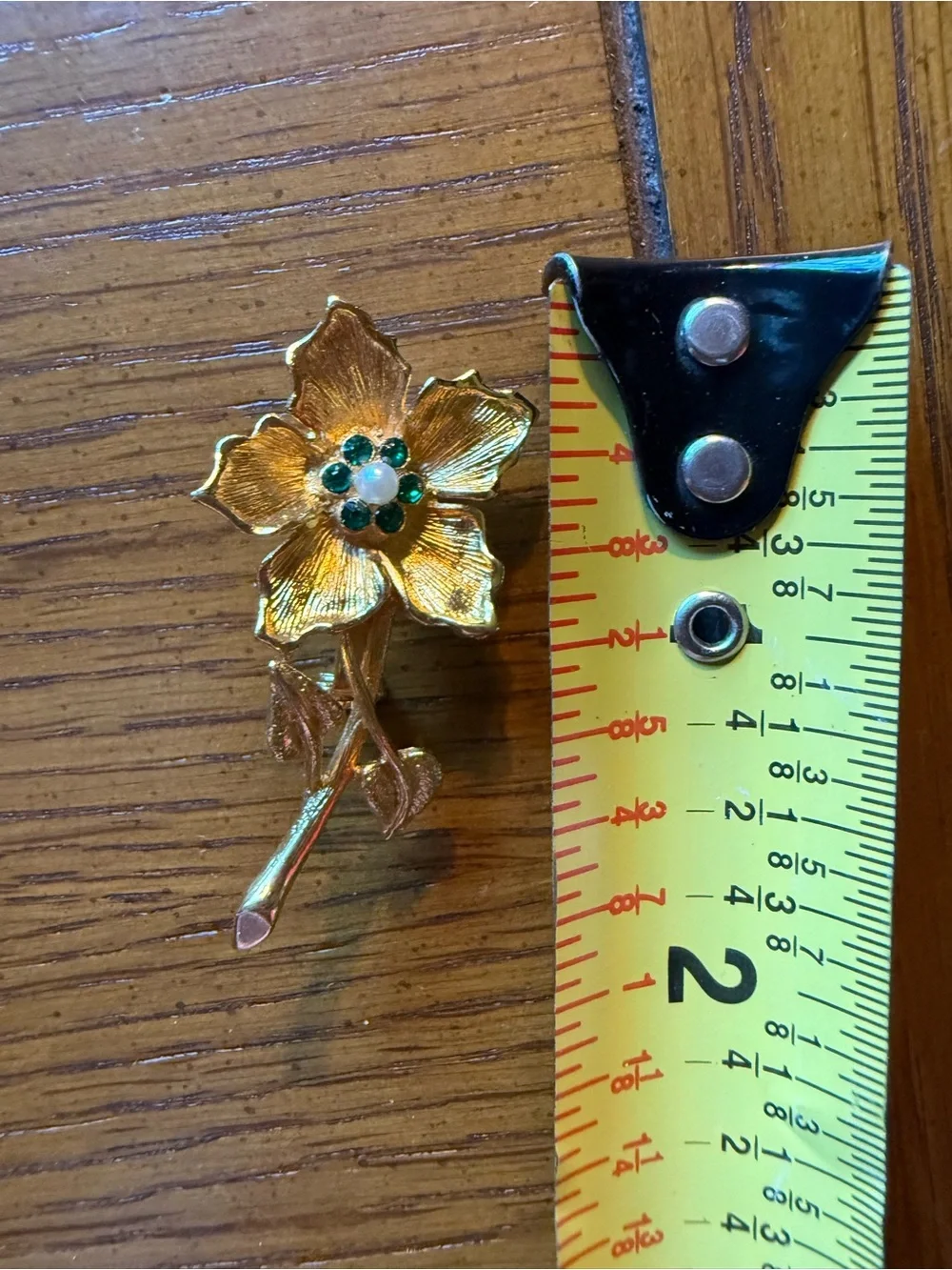 Vintage Gold Tone Flower Brooch Green Rhinestone Faux Pearl Floral Pin